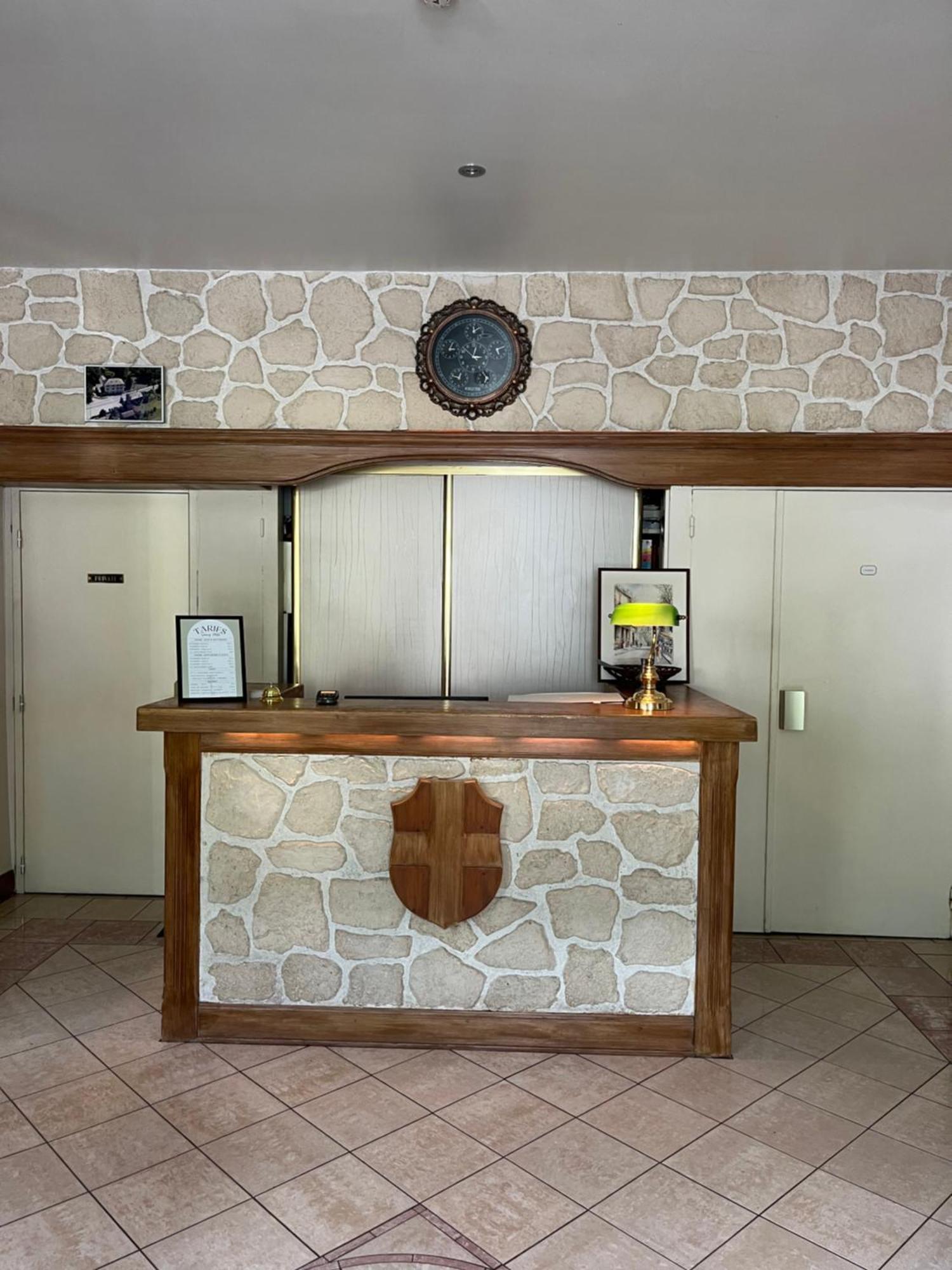 Savoy Hotel Le Bourget-du-Lac Ngoại thất bức ảnh
